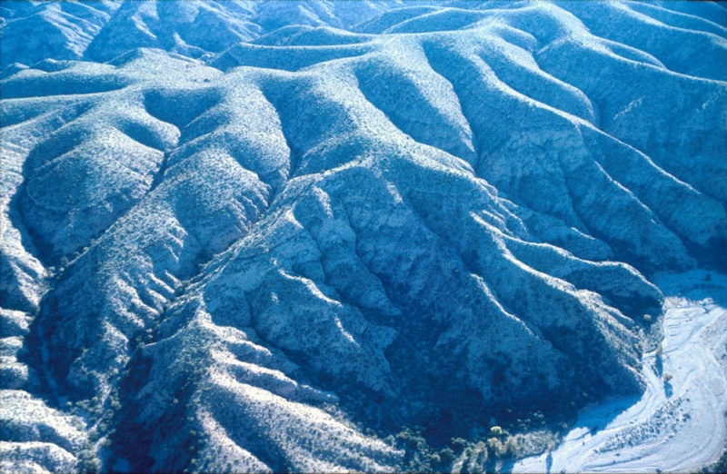 File:Rattlesnake Mesa.jpg